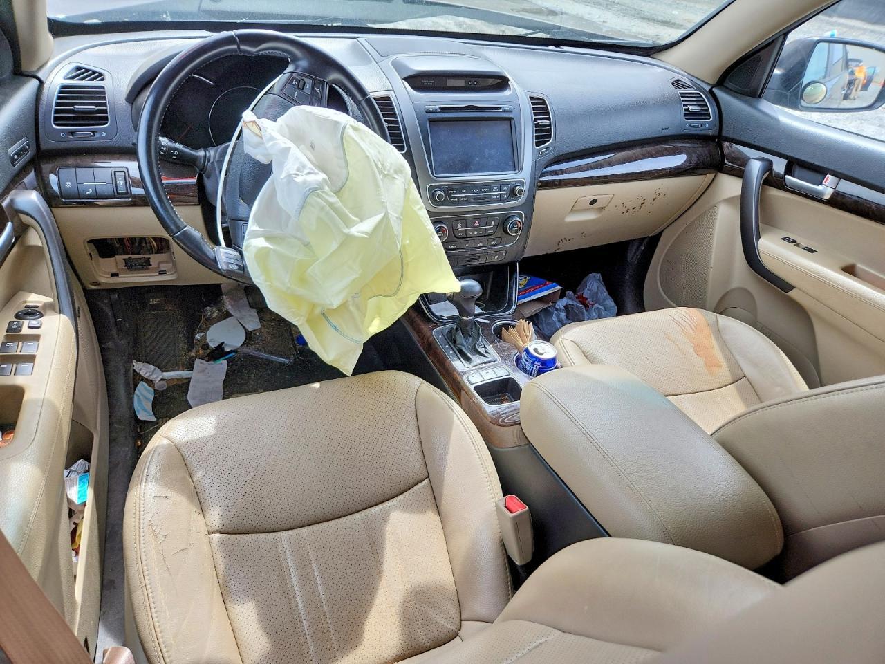 2014 KIA SORENTO