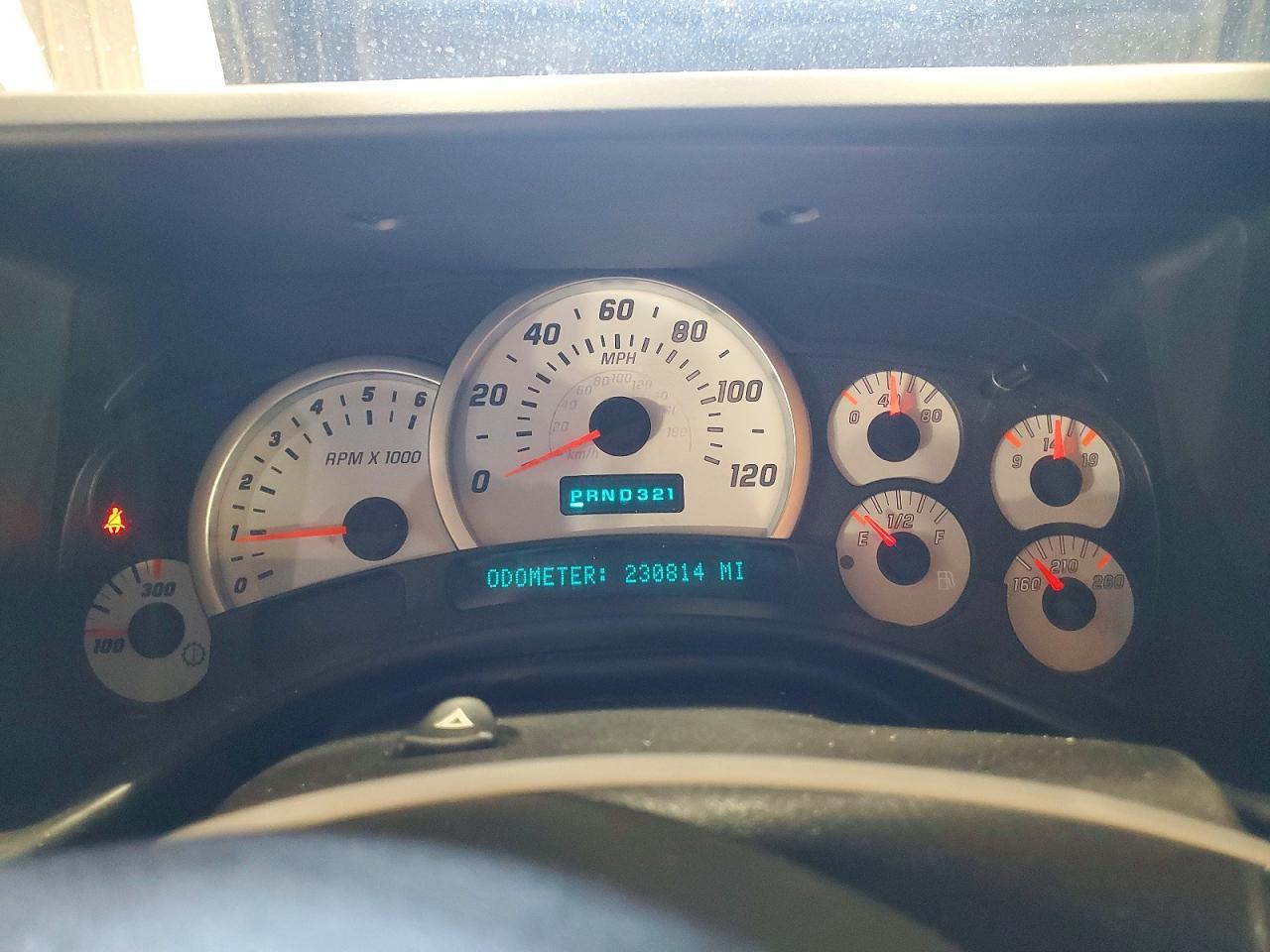 2004 HUMMER H2