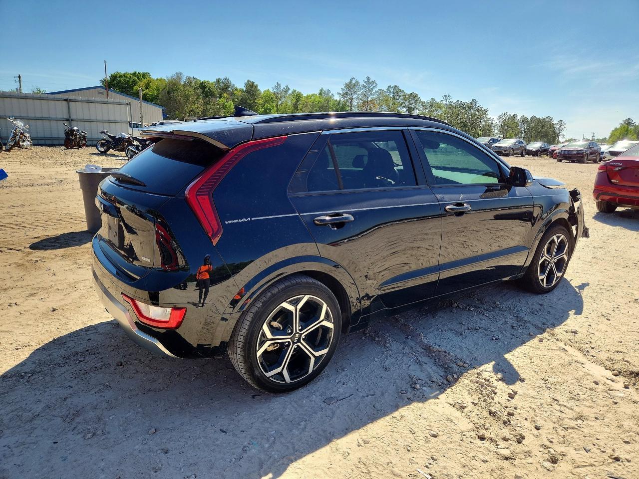 2023 KIA Niro