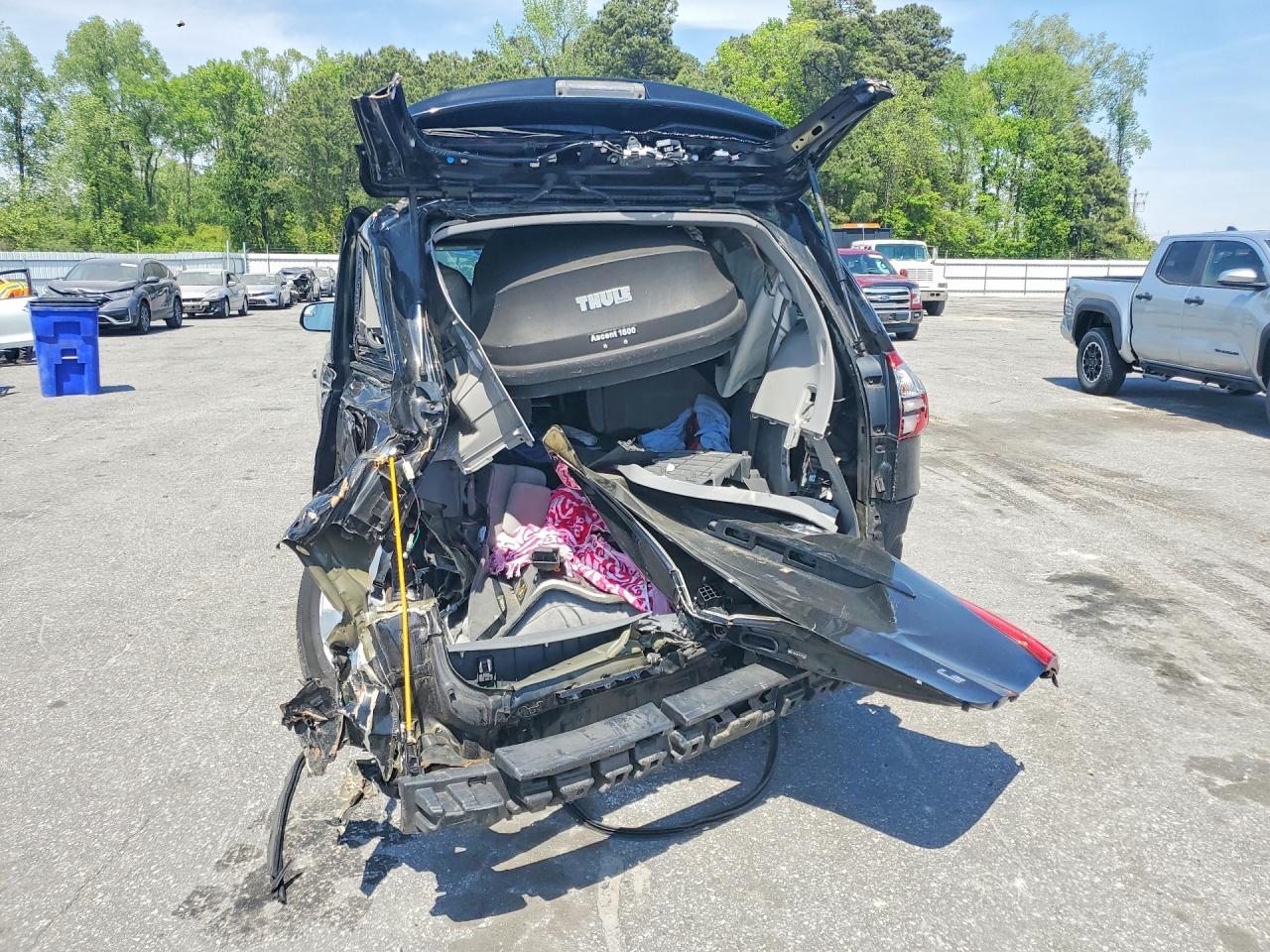 2015 TOYOTA SIENNA
