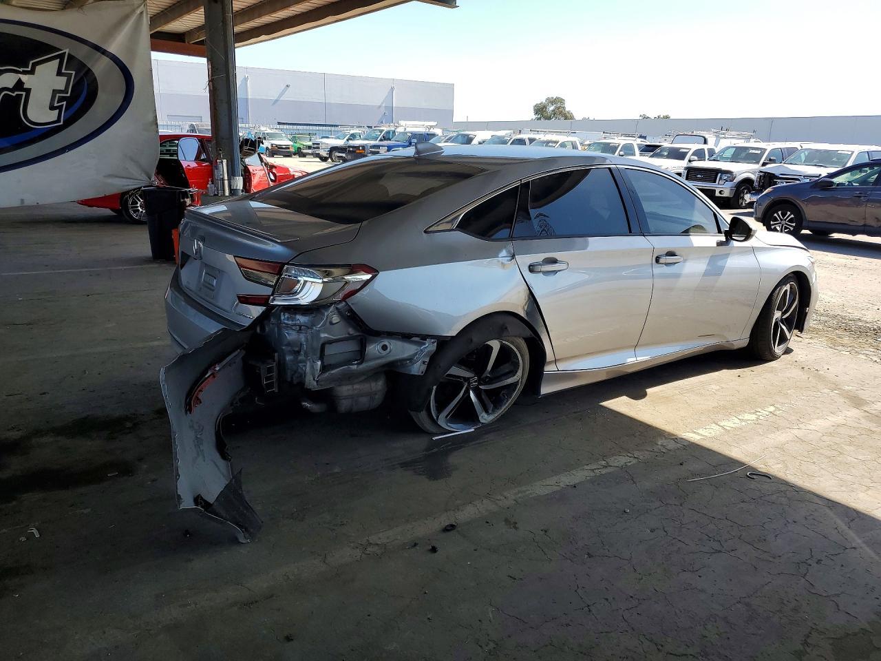 2018 HONDA ACCORD