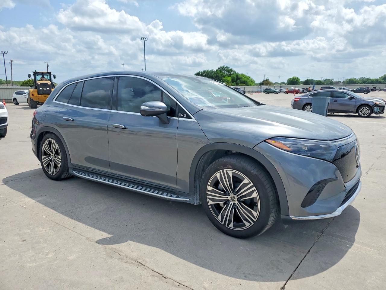 2023 MERCEDES-BENZ EQS