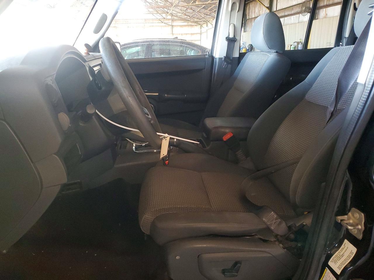 2010 JEEP Commander