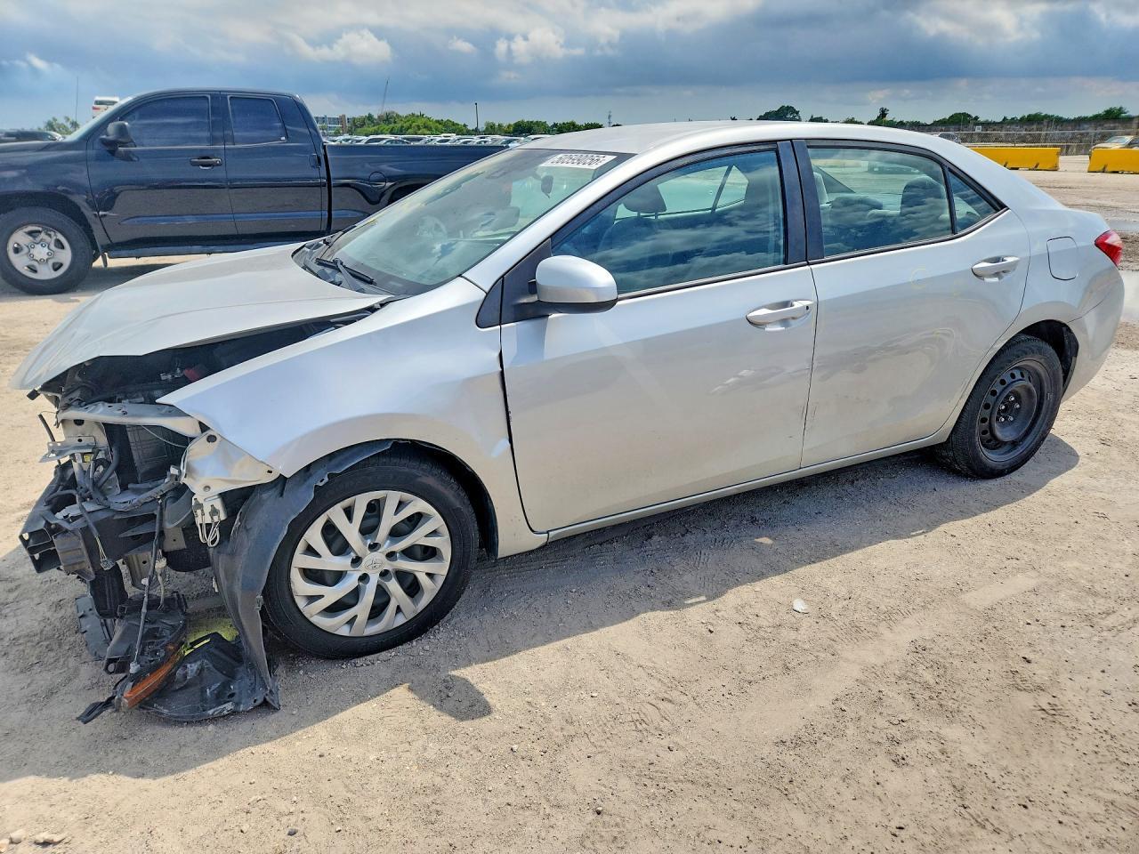 2019 TOYOTA COROLLA