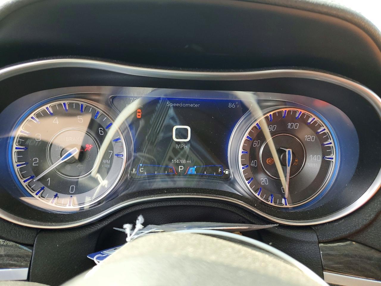 2018 CHRYSLER 300
