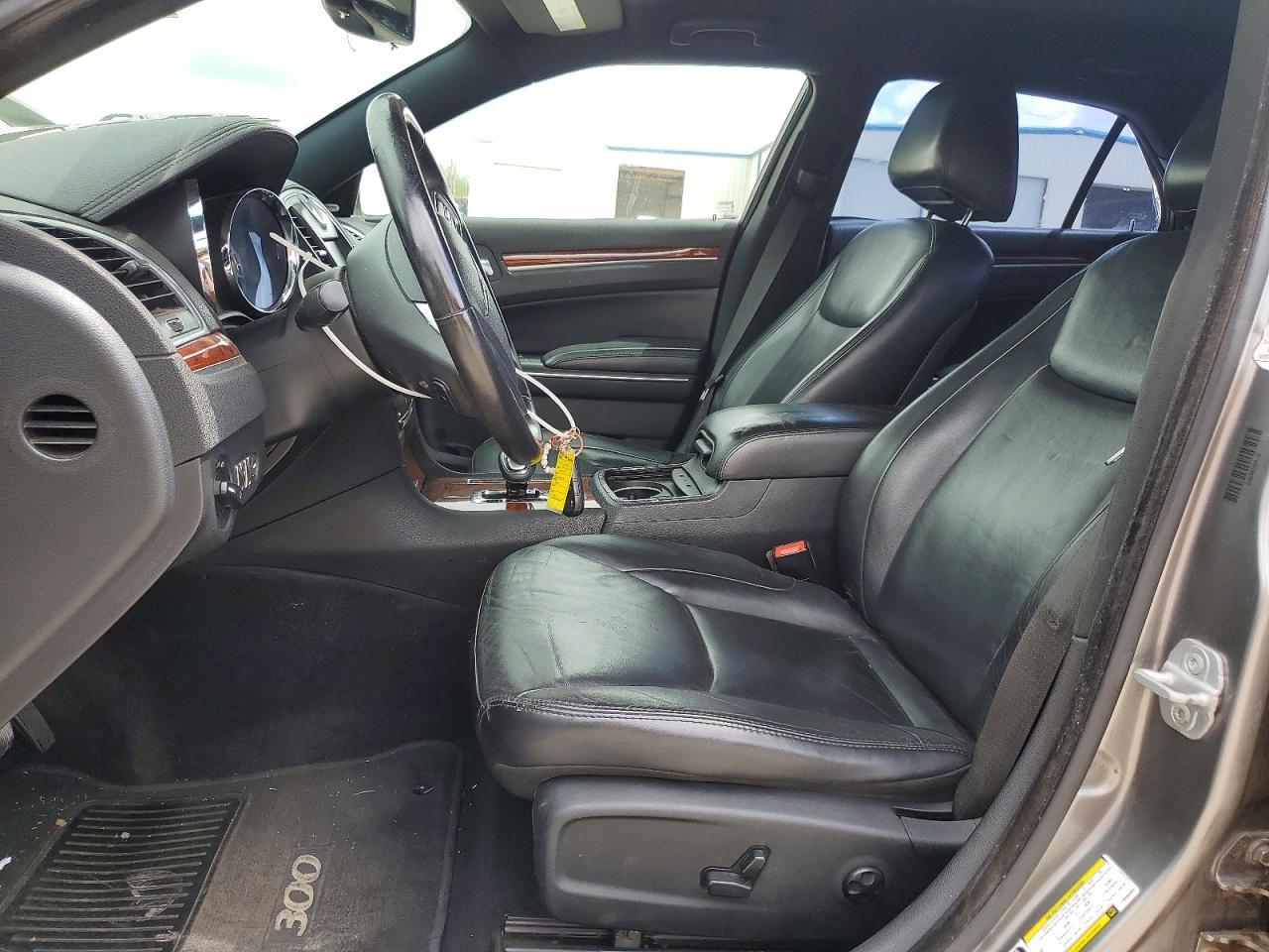 2012 CHRYSLER 300