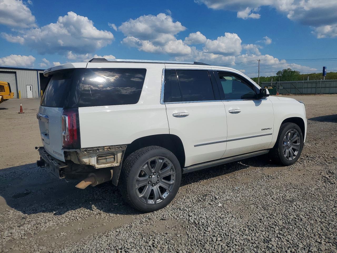 2015 GMC Yukon