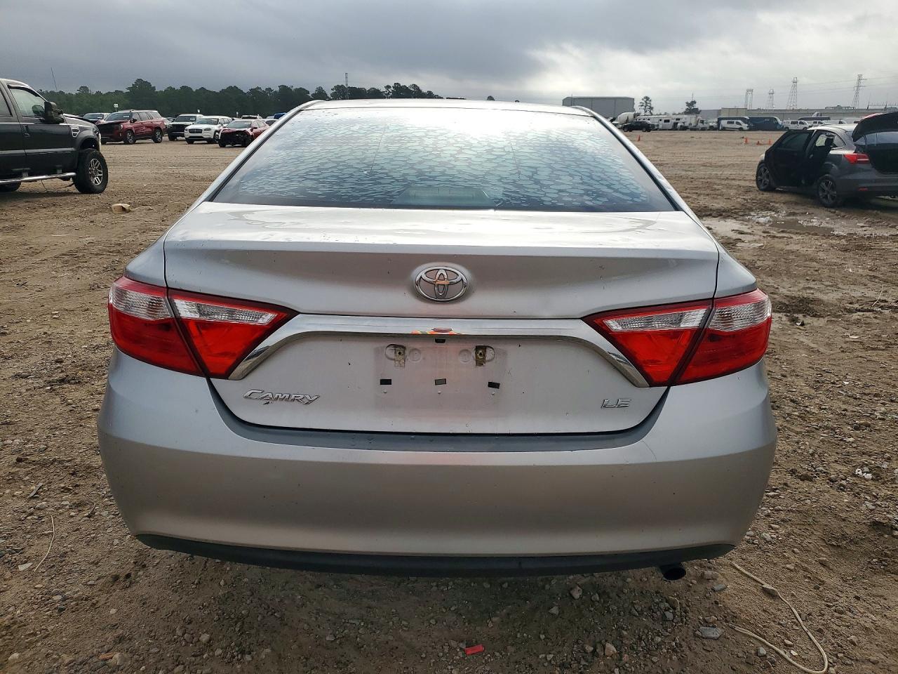 2017 TOYOTA CAMRY