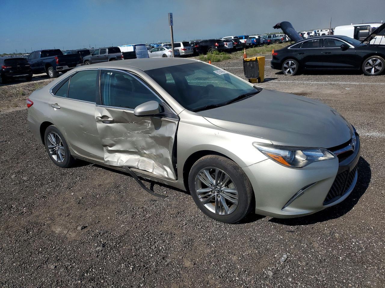 2017 TOYOTA CAMRY