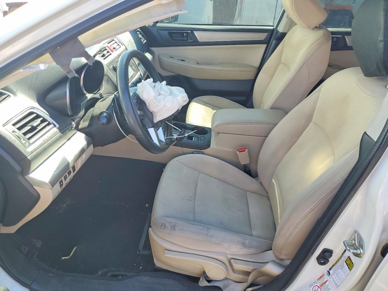 2017 SUBARU Legacy