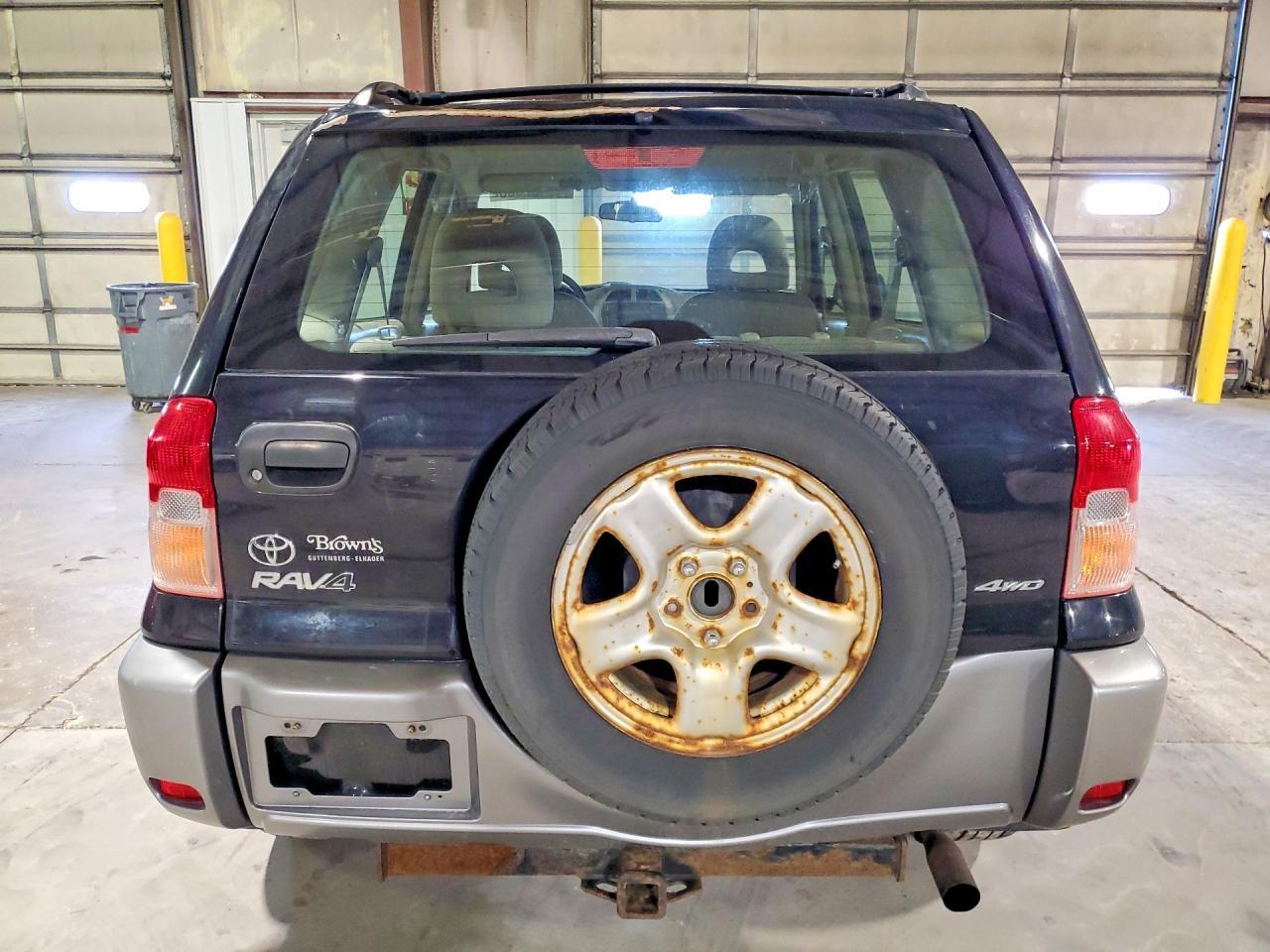 2002 TOYOTA RAV4
