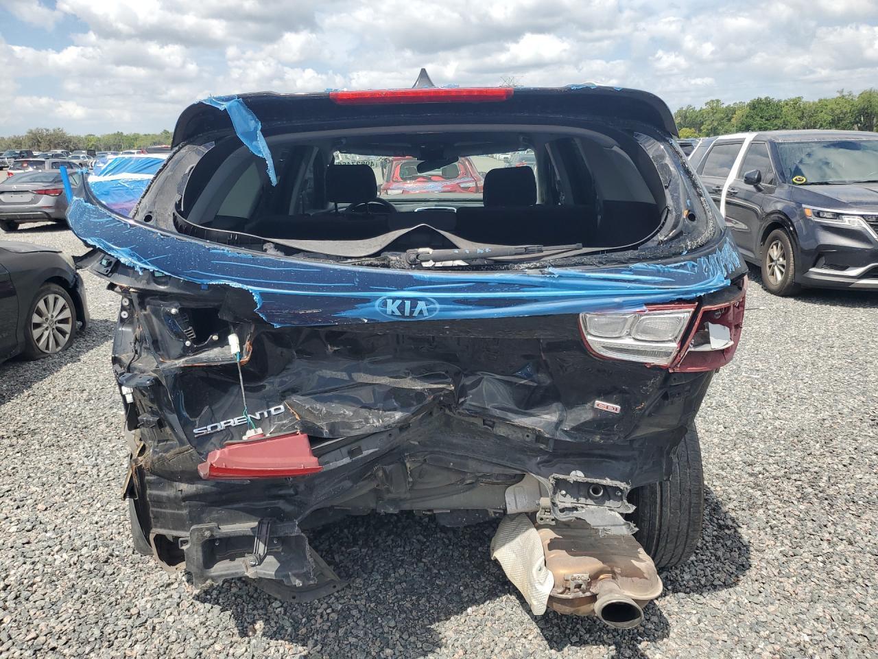 2017 KIA SORENTO