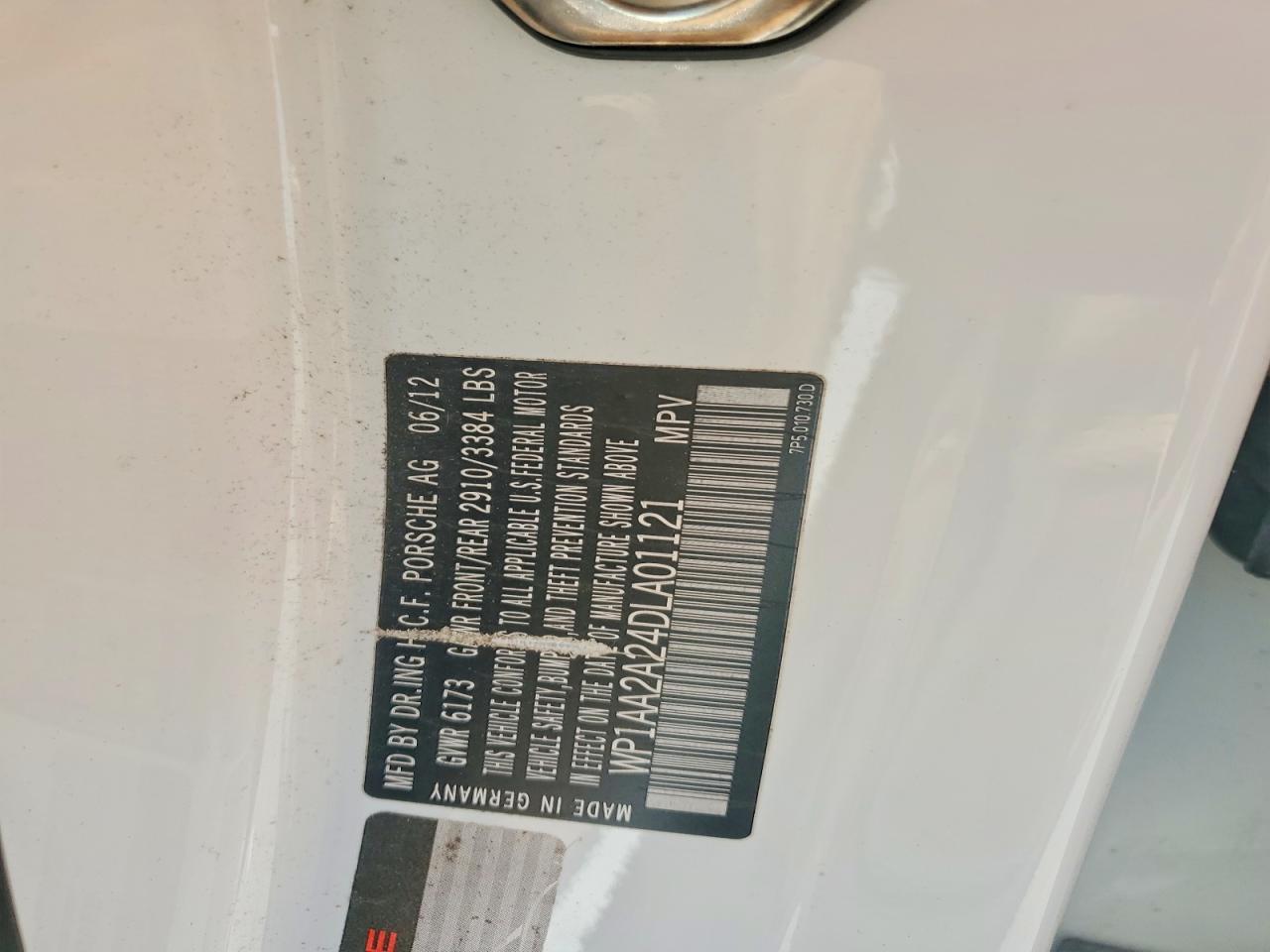2013 PORSCHE CAYENNE