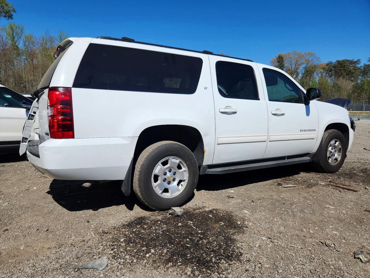 2011 CHEVROLET Suburban