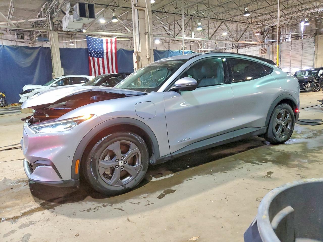 2022 FORD Mustang Mach-E