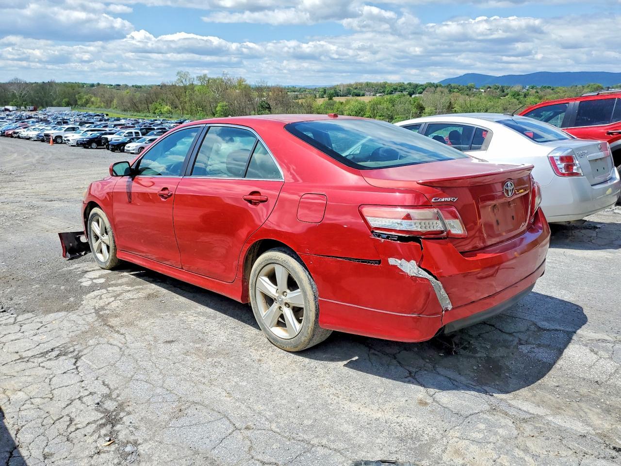 2011 TOYOTA CAMRY