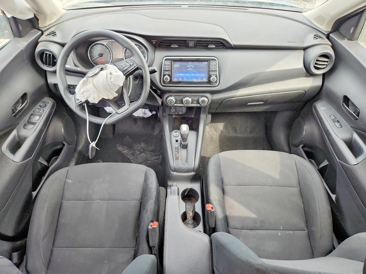 2024 NISSAN KICKS