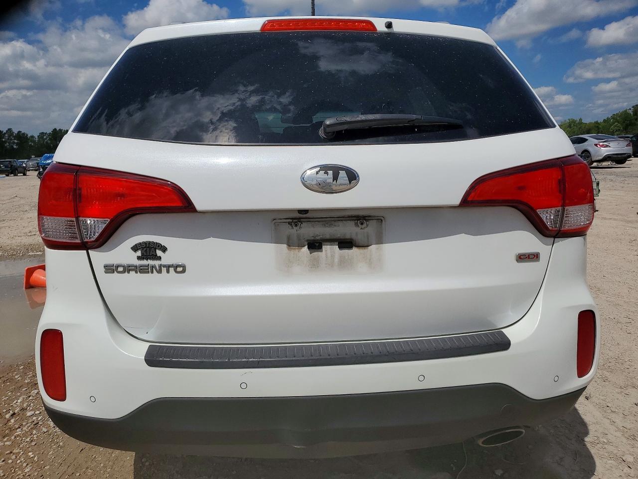 2015 KIA SORENTO