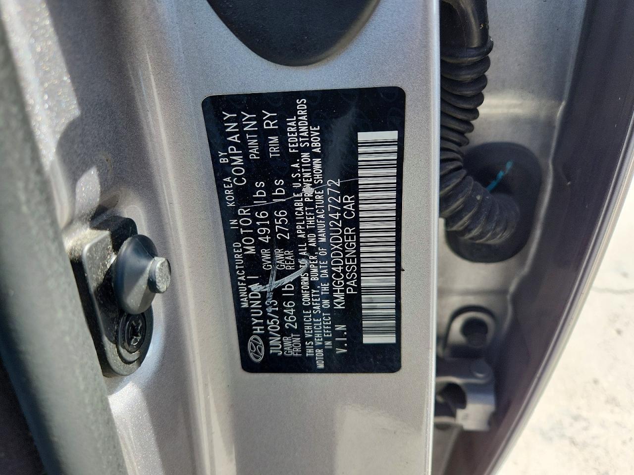2013 HYUNDAI GENESIS