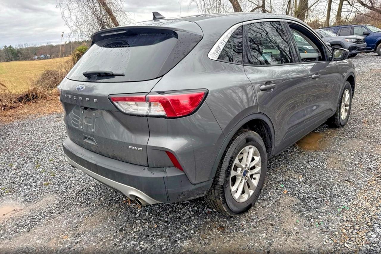 2021 FORD ESCAPE