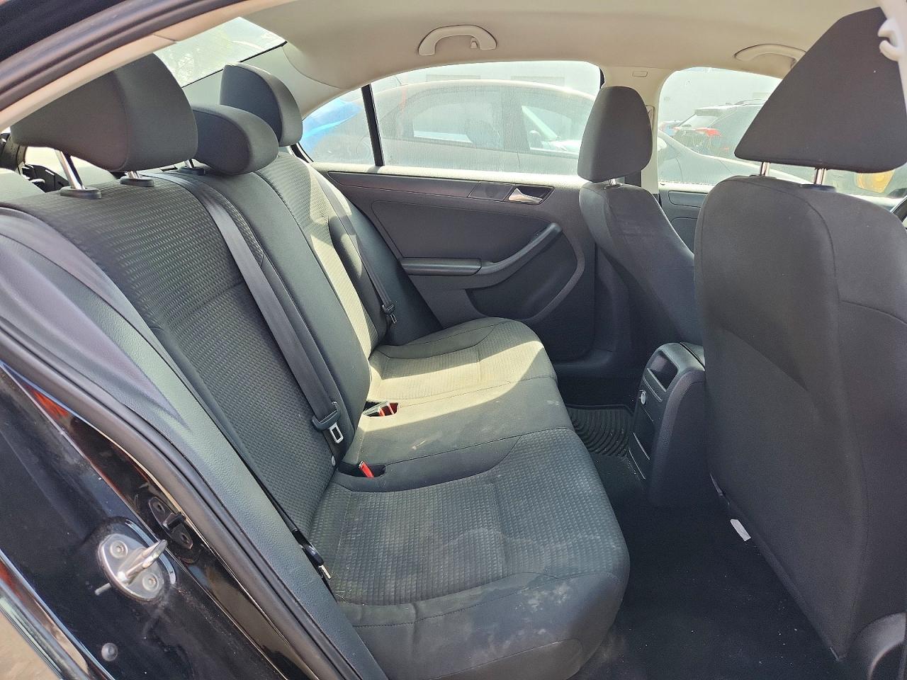 2015 VOLKSWAGEN JETTA