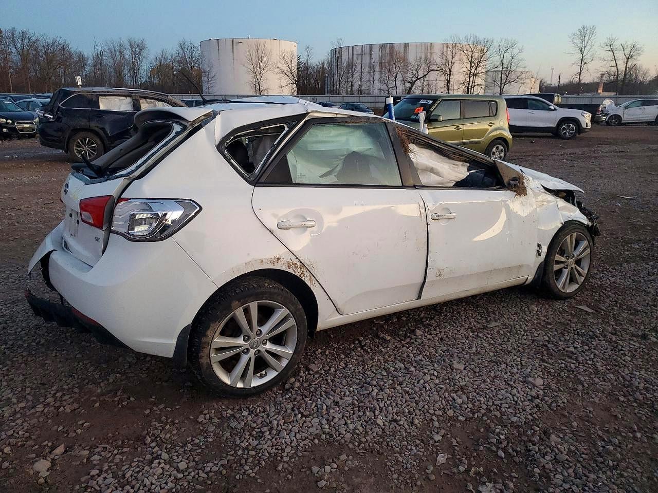 2011 KIA FORTE