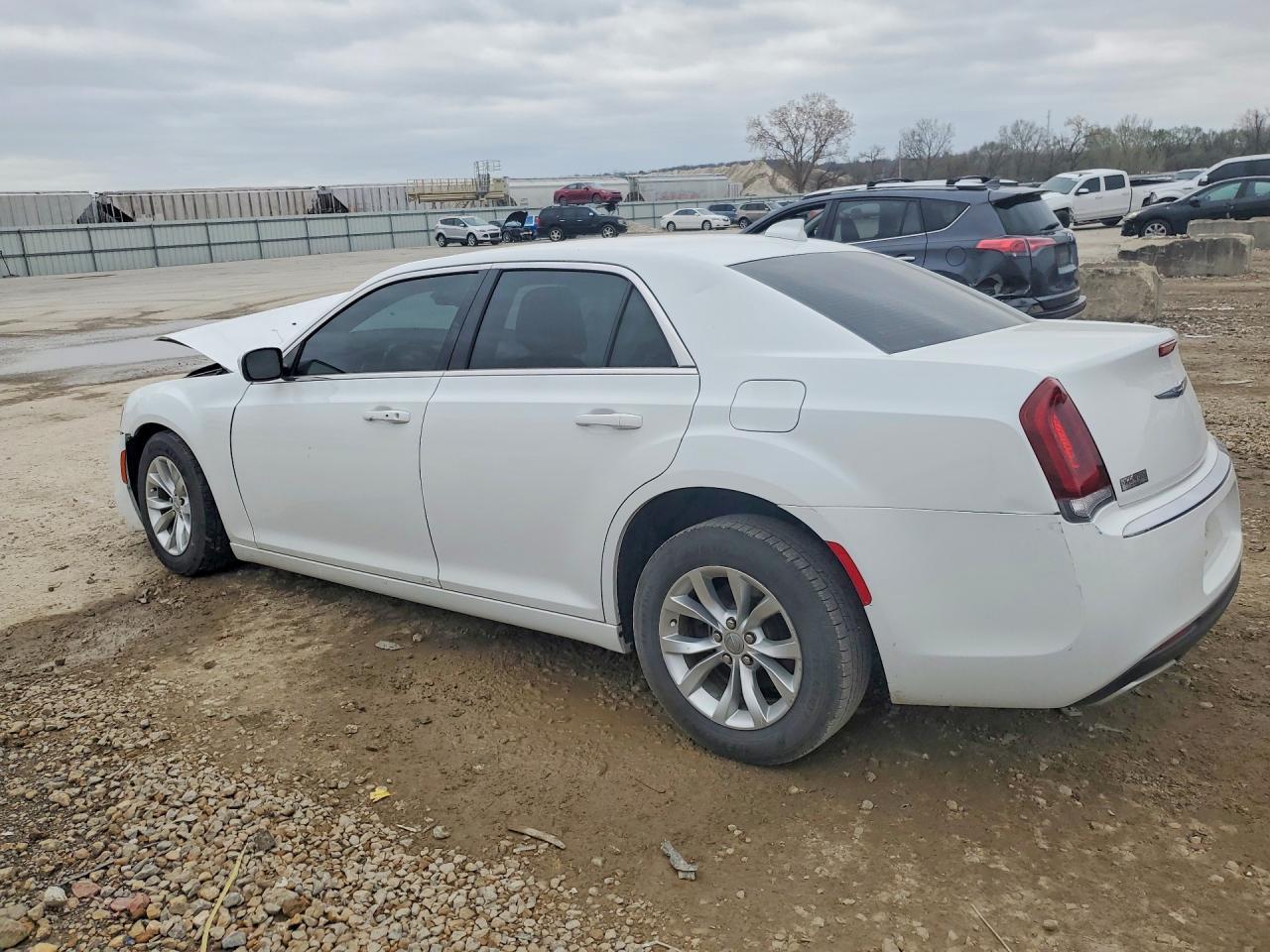 2015 CHRYSLER 300
