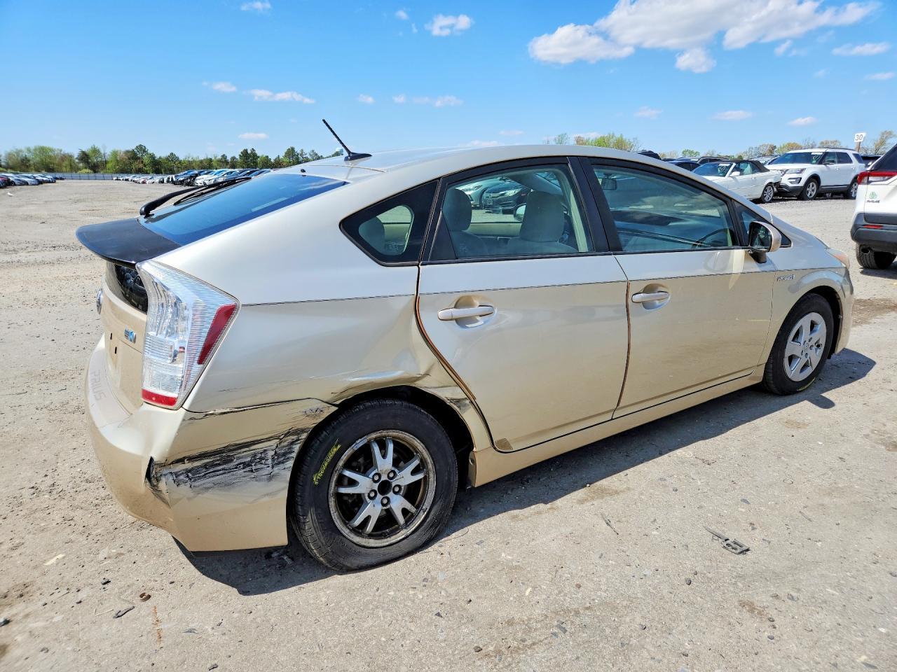 2010 TOYOTA PRIUS