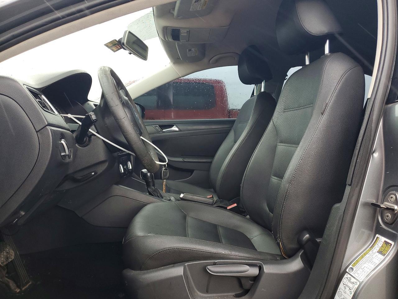2012 VOLKSWAGEN JETTA