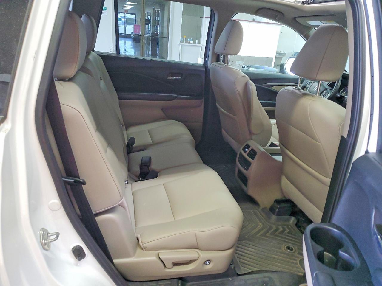 2017 HONDA PILOT