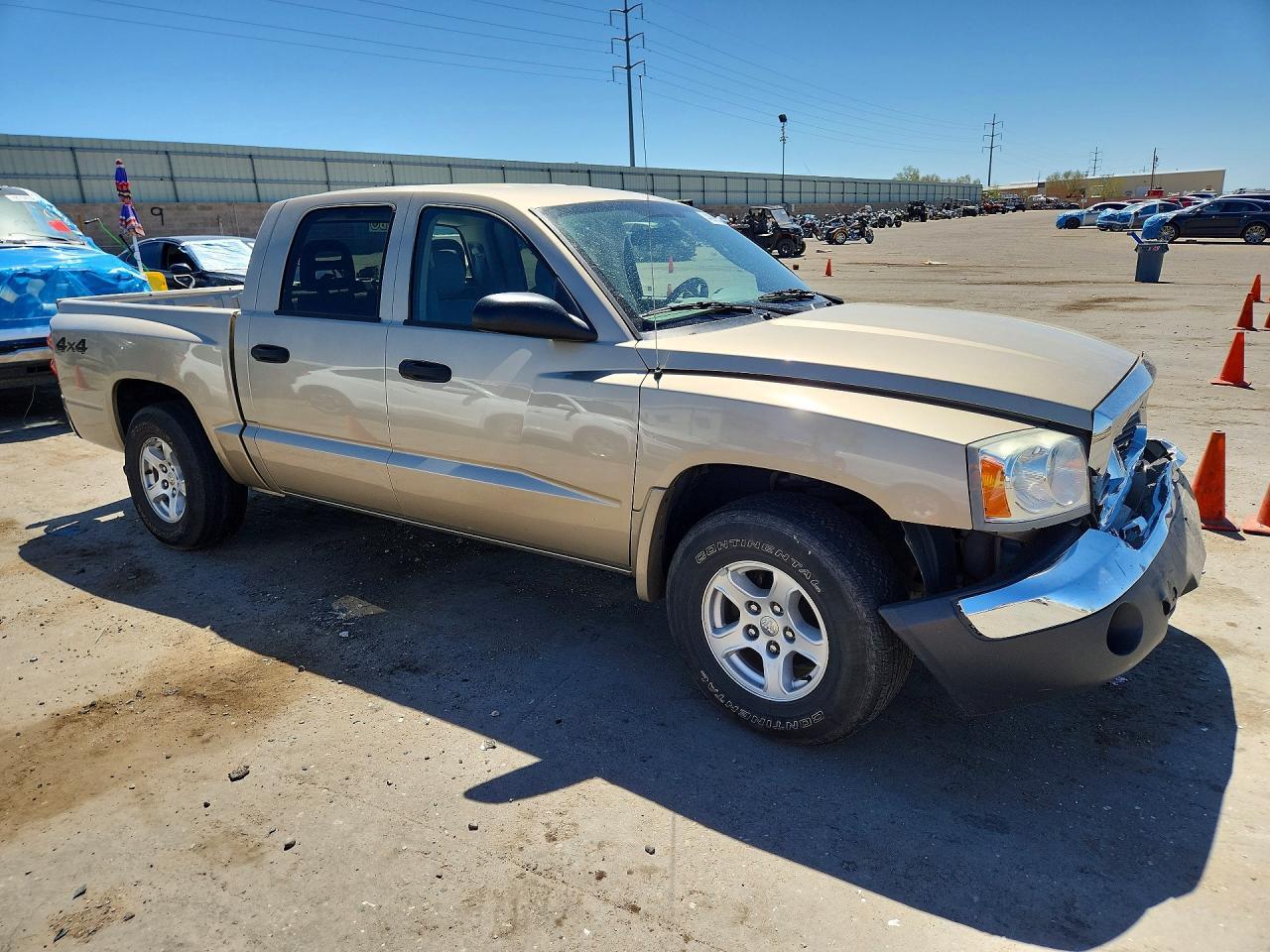 2005 DODGE Dakota