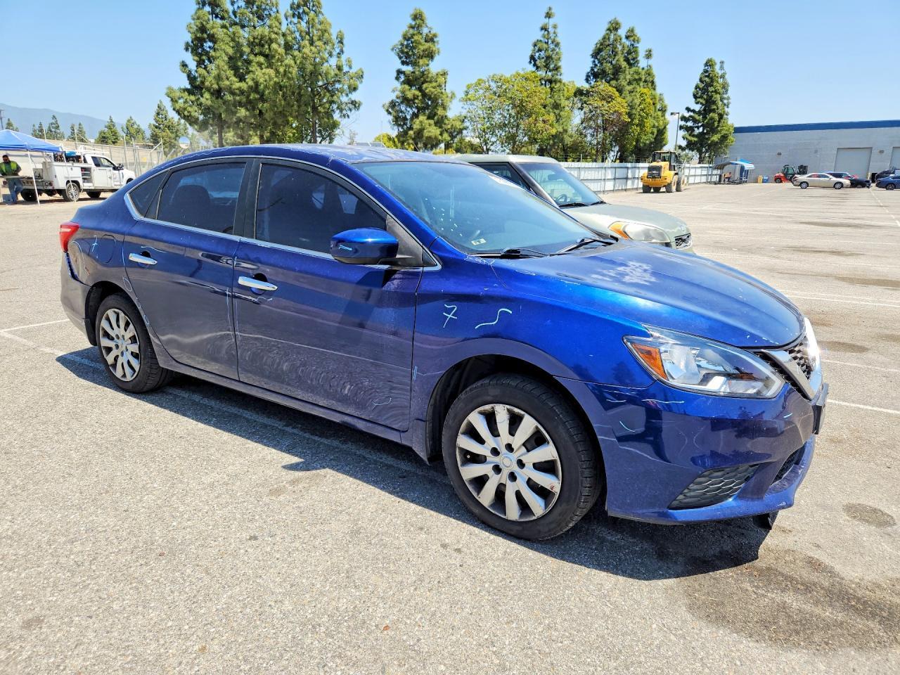 2016 NISSAN SENTRA