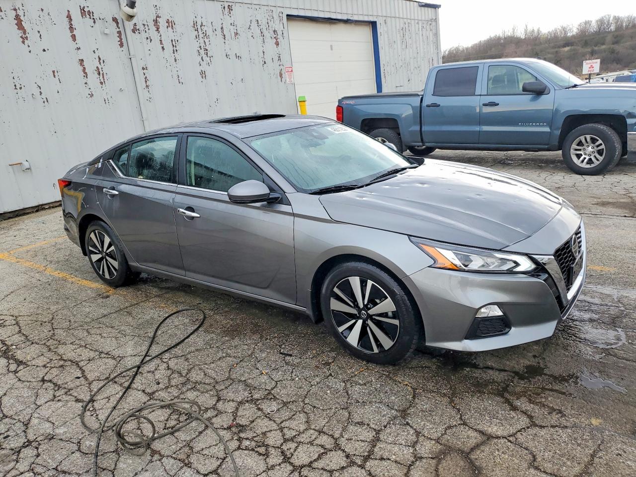 2022 NISSAN ALTIMA
