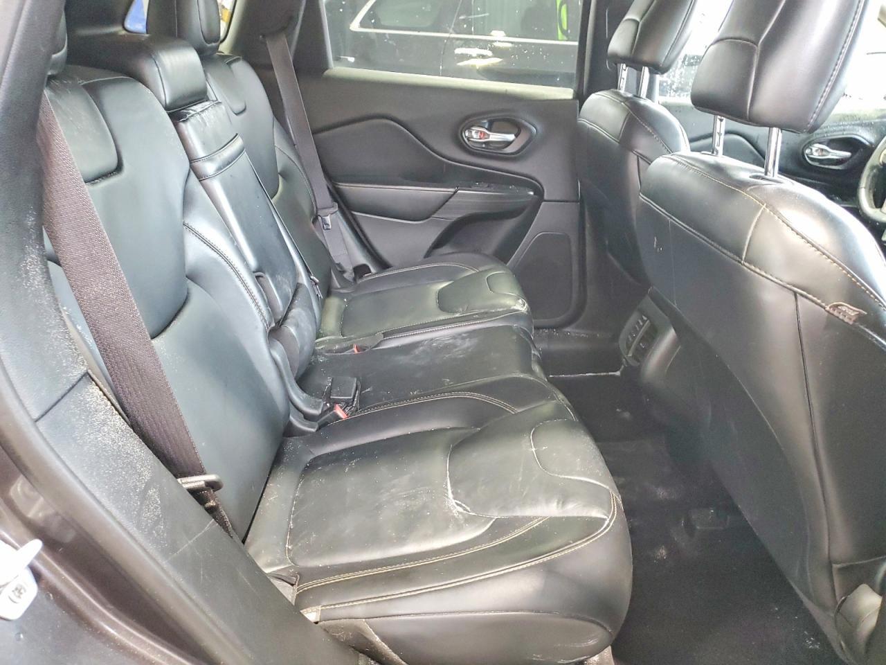 2016 JEEP CHEROKEE
