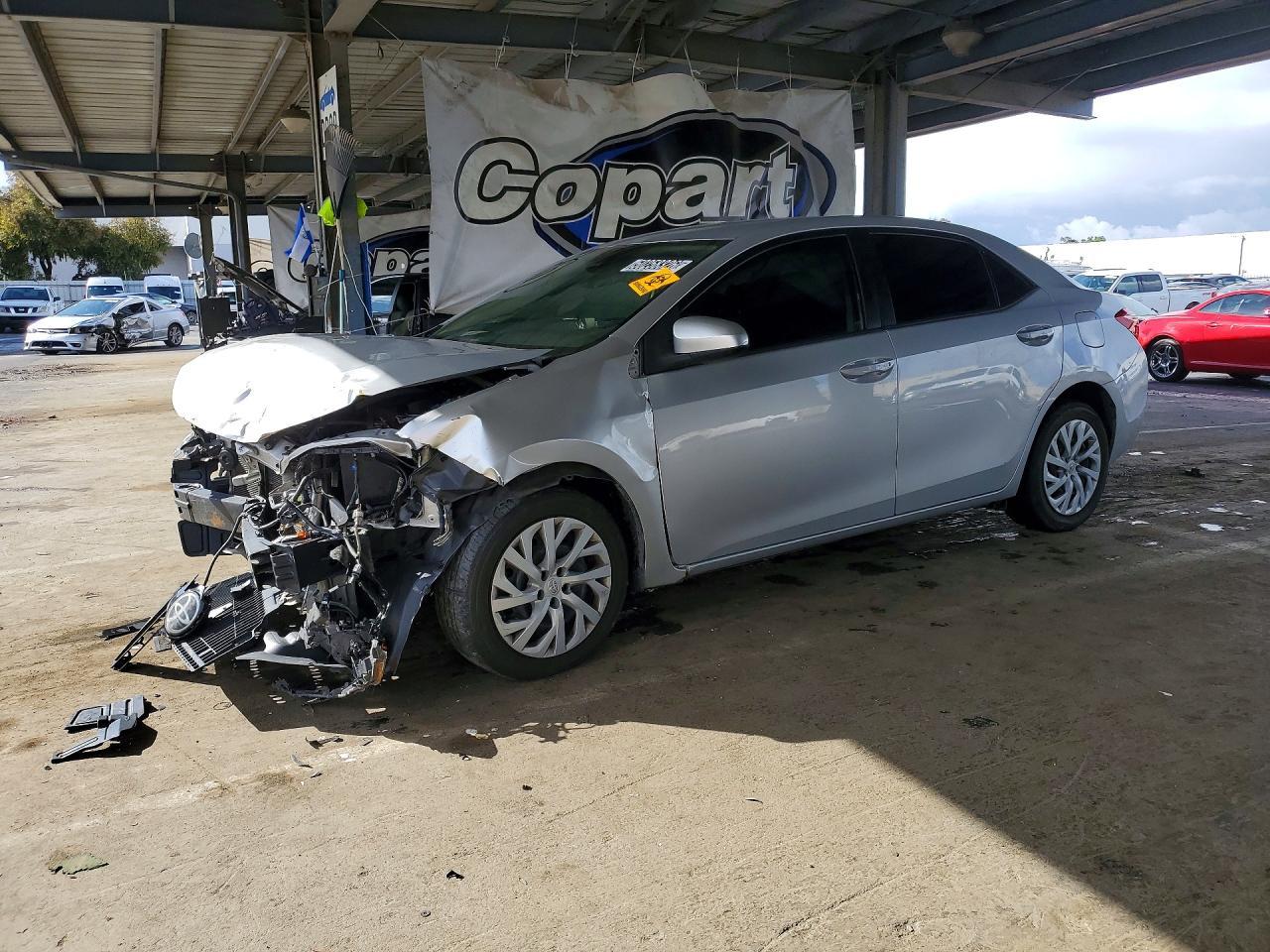 2017 TOYOTA COROLLA