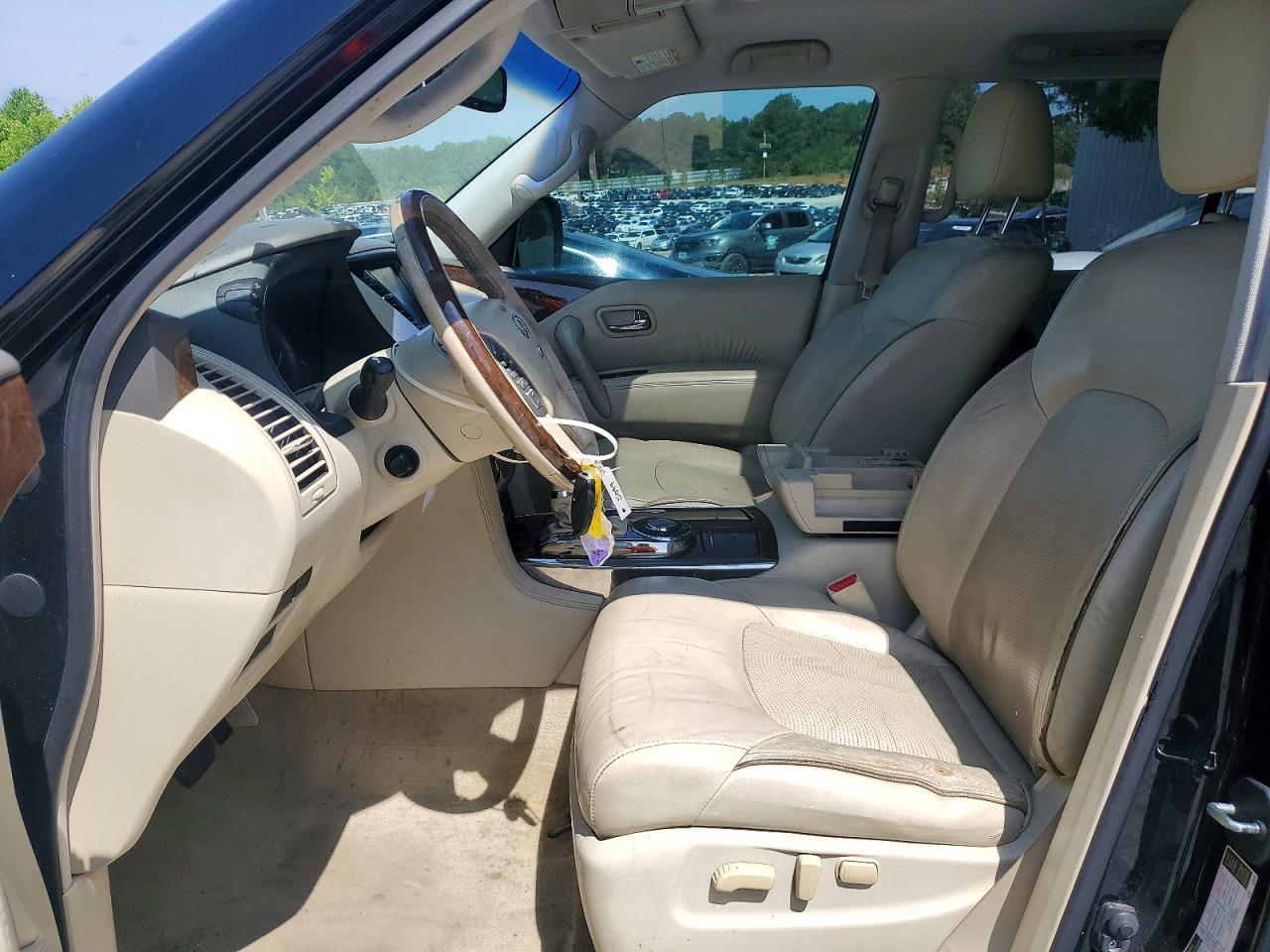 2016 INFINITI QX80