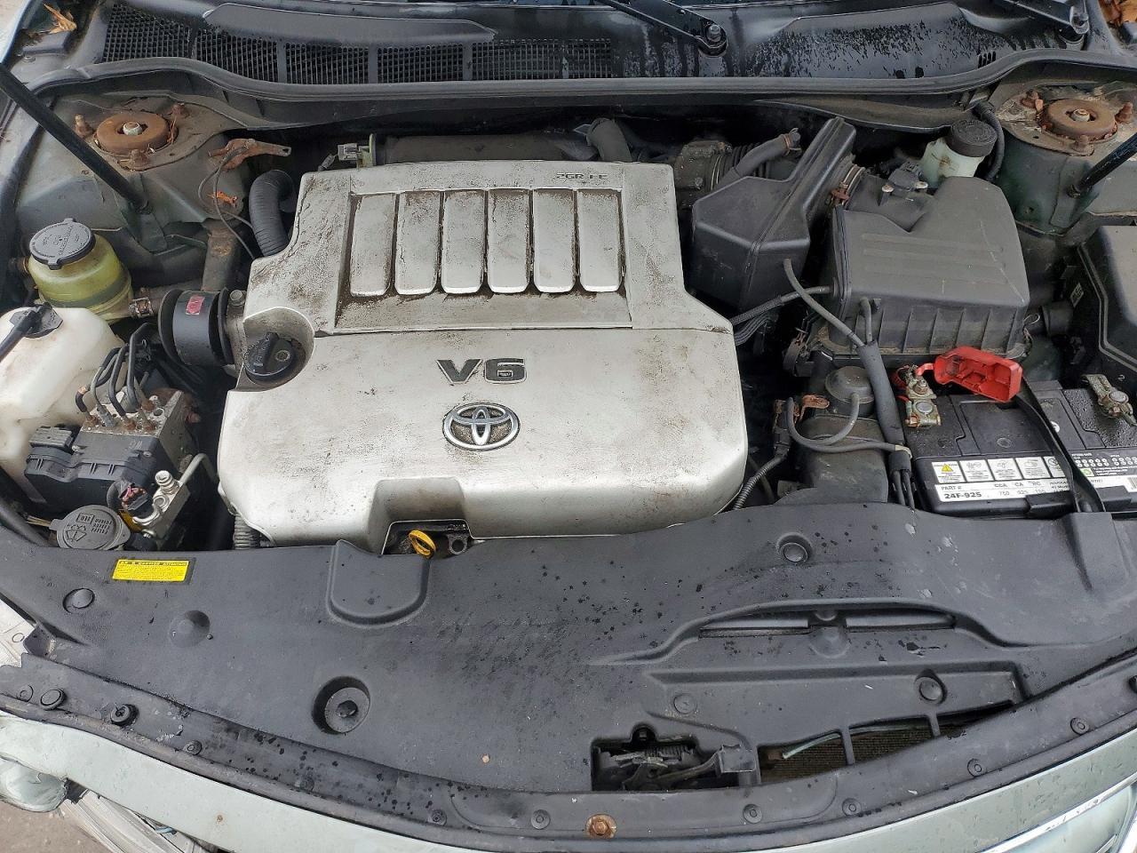 2010 TOYOTA CAMRY