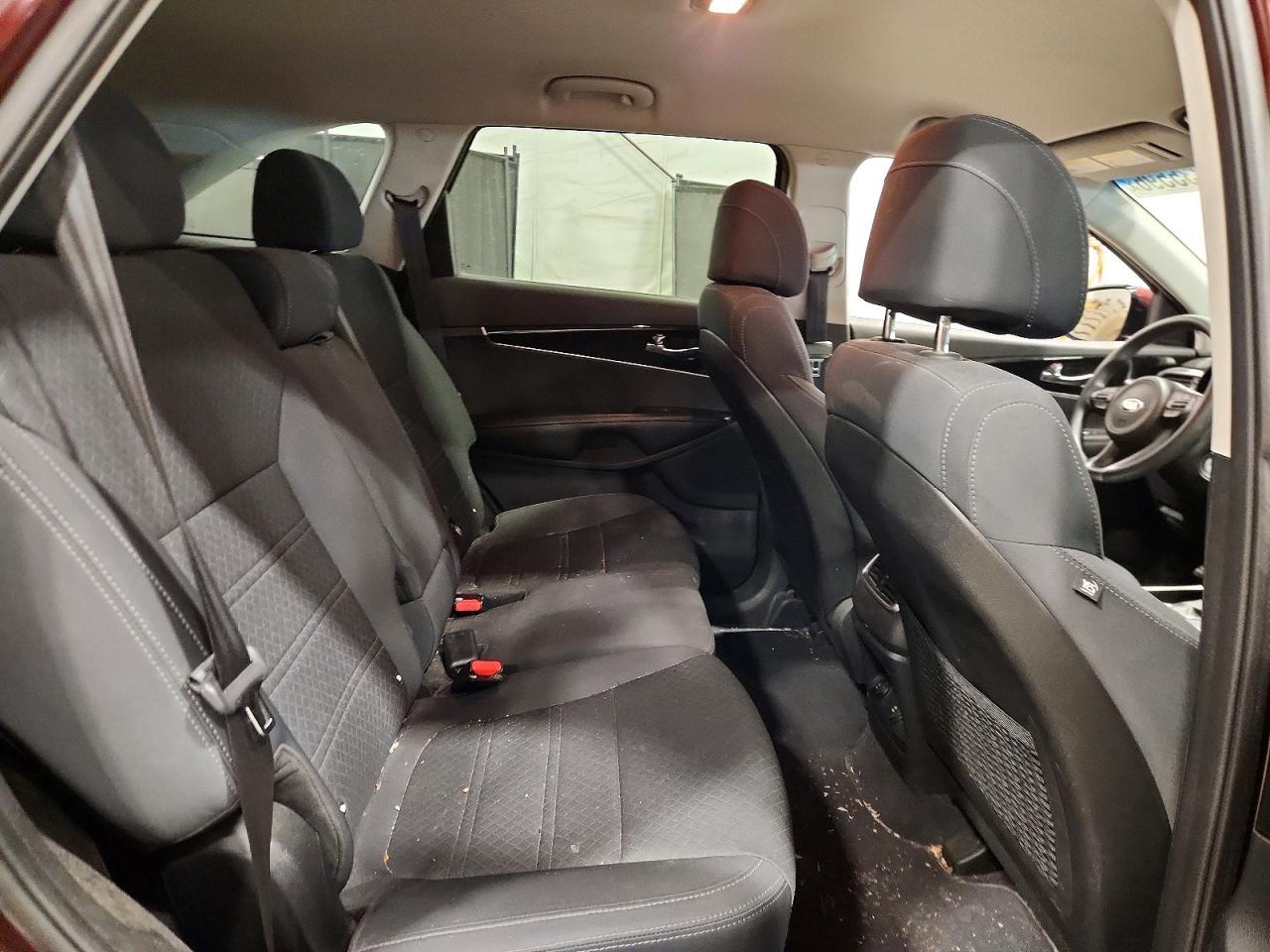 2017 KIA SORENTO