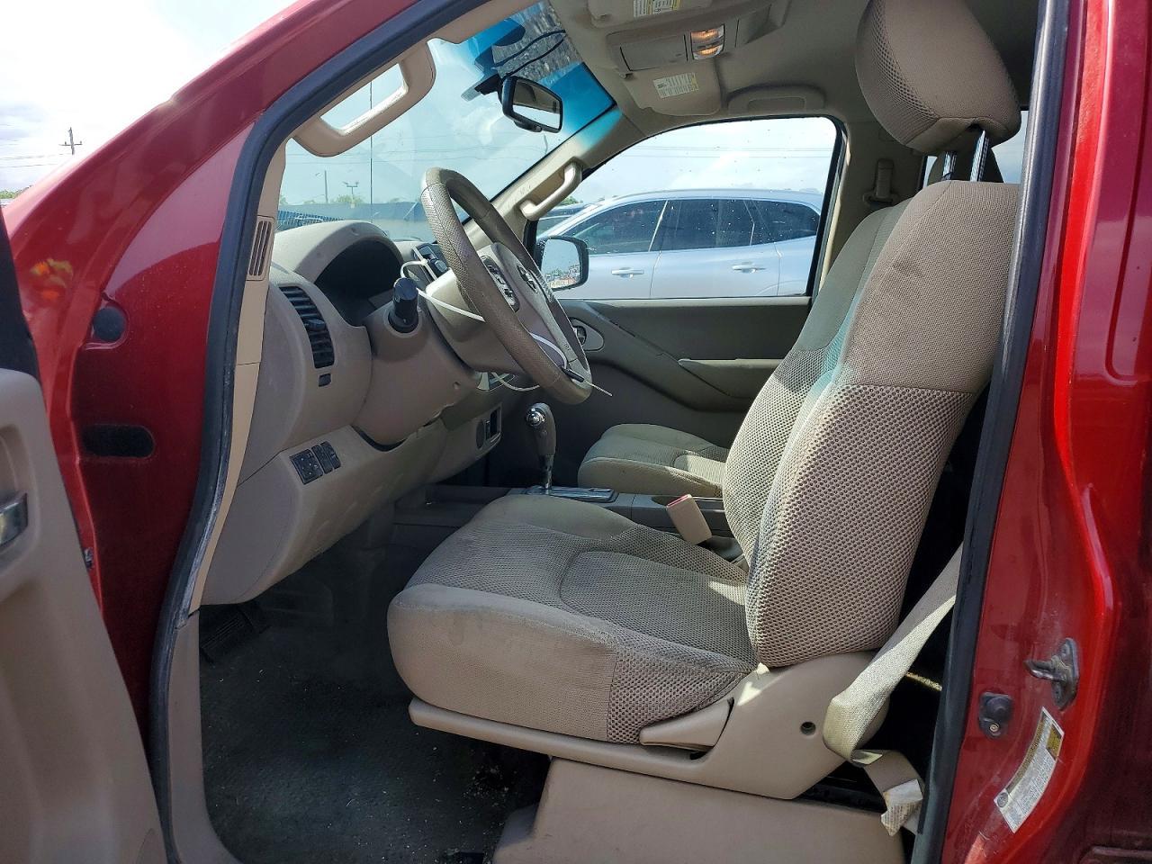 2012 NISSAN Frontier