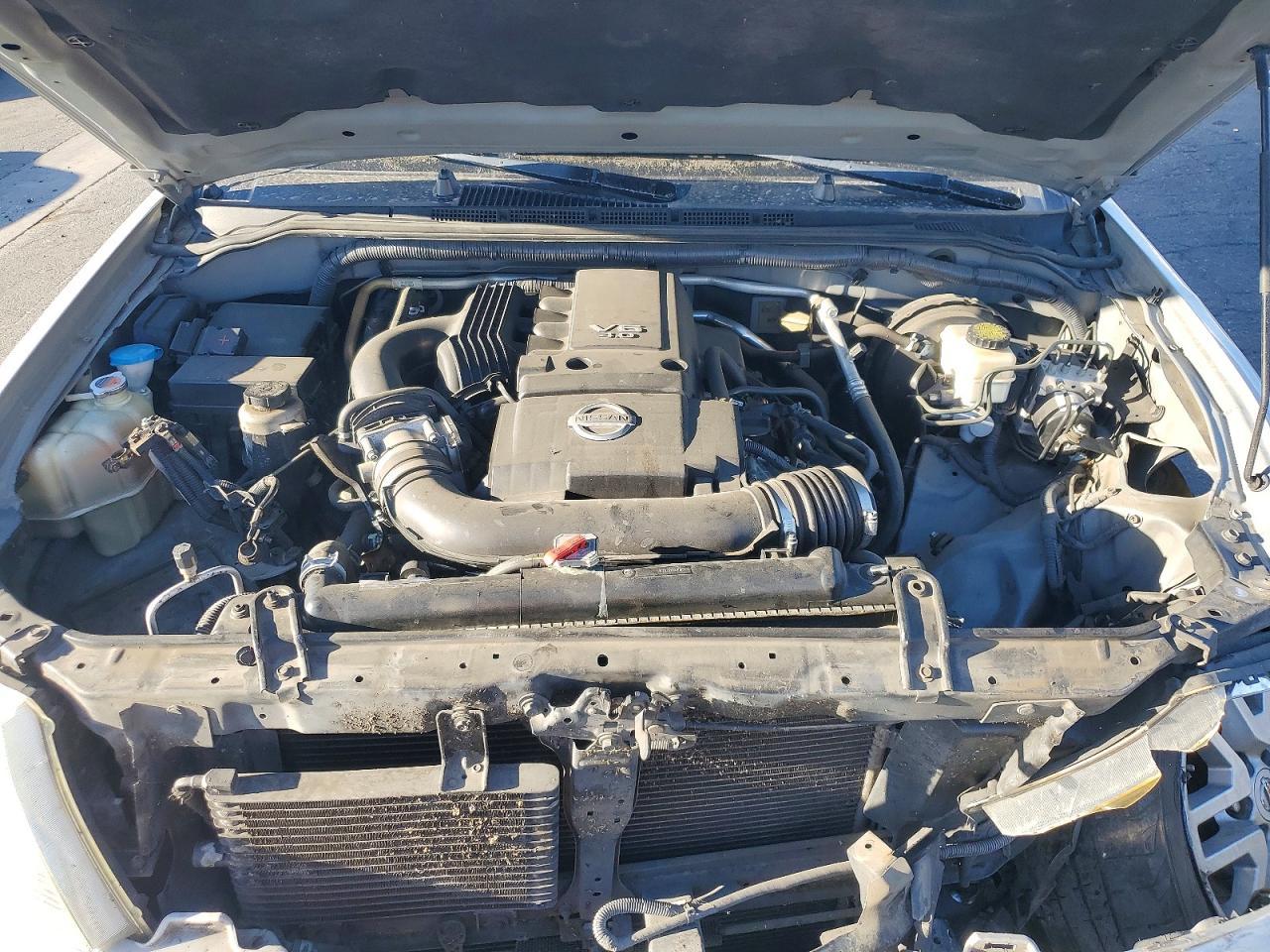 2016 NISSAN Frontier