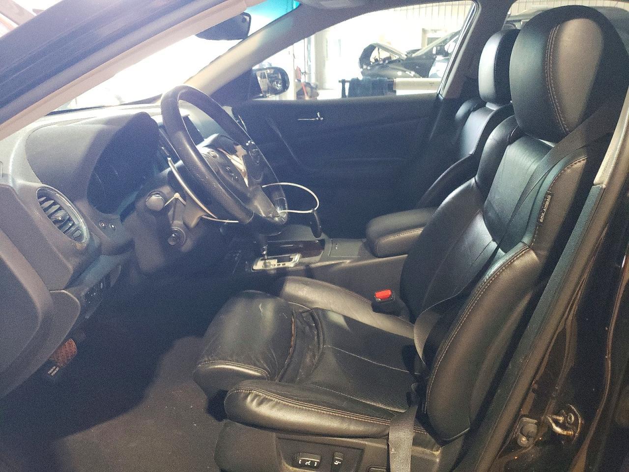 2010 NISSAN Maxima