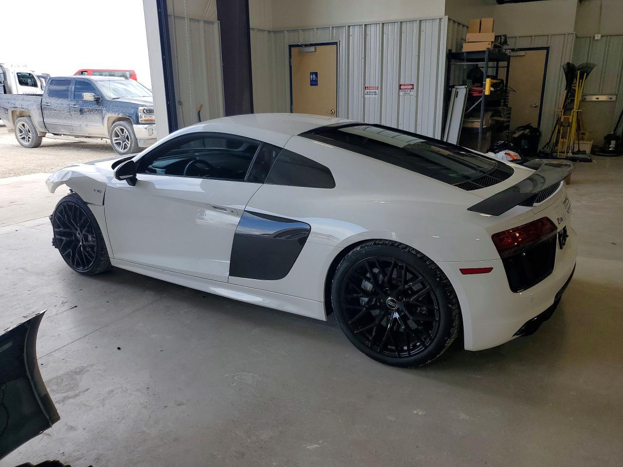 2018 AUDI R8