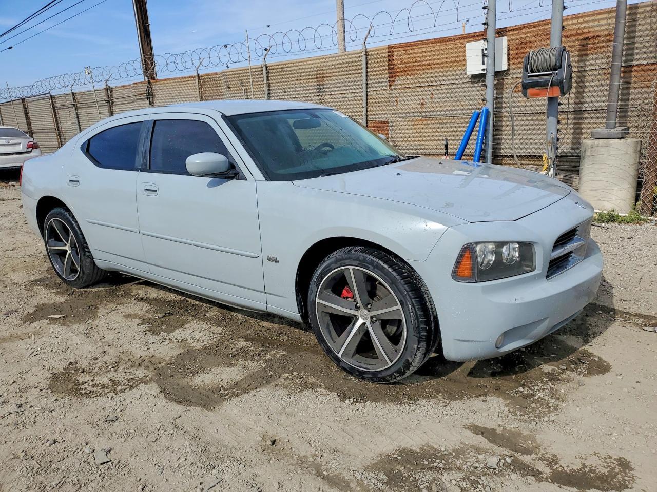 2010 DODGE CHARGER