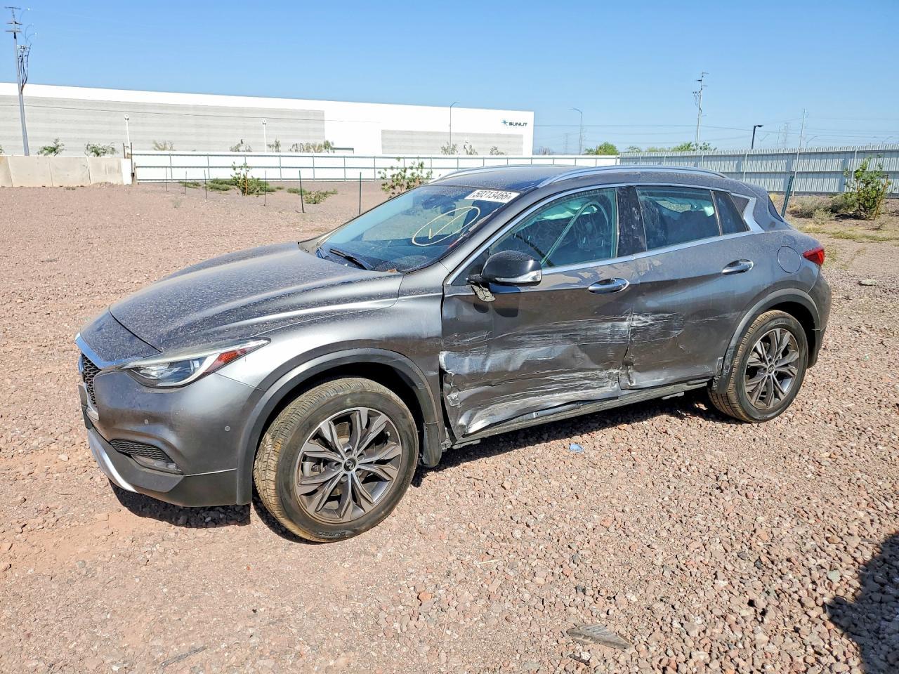 2017 INFINITI QX30