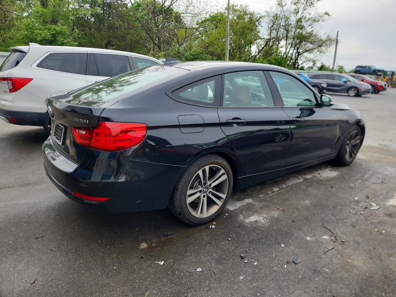 2016 BMW 3 SERIES