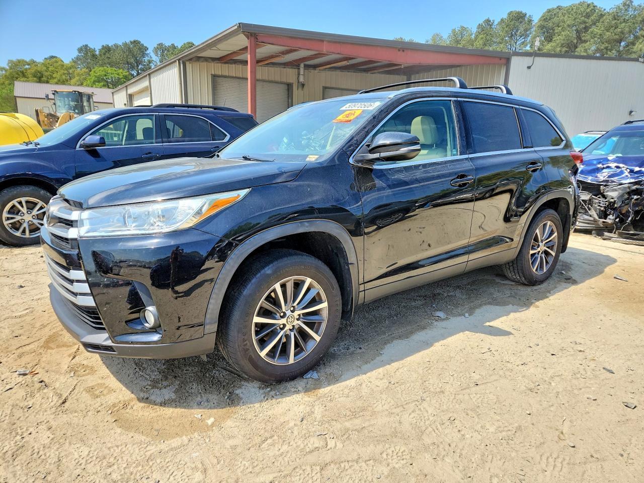 2019 TOYOTA HIGHLANDER