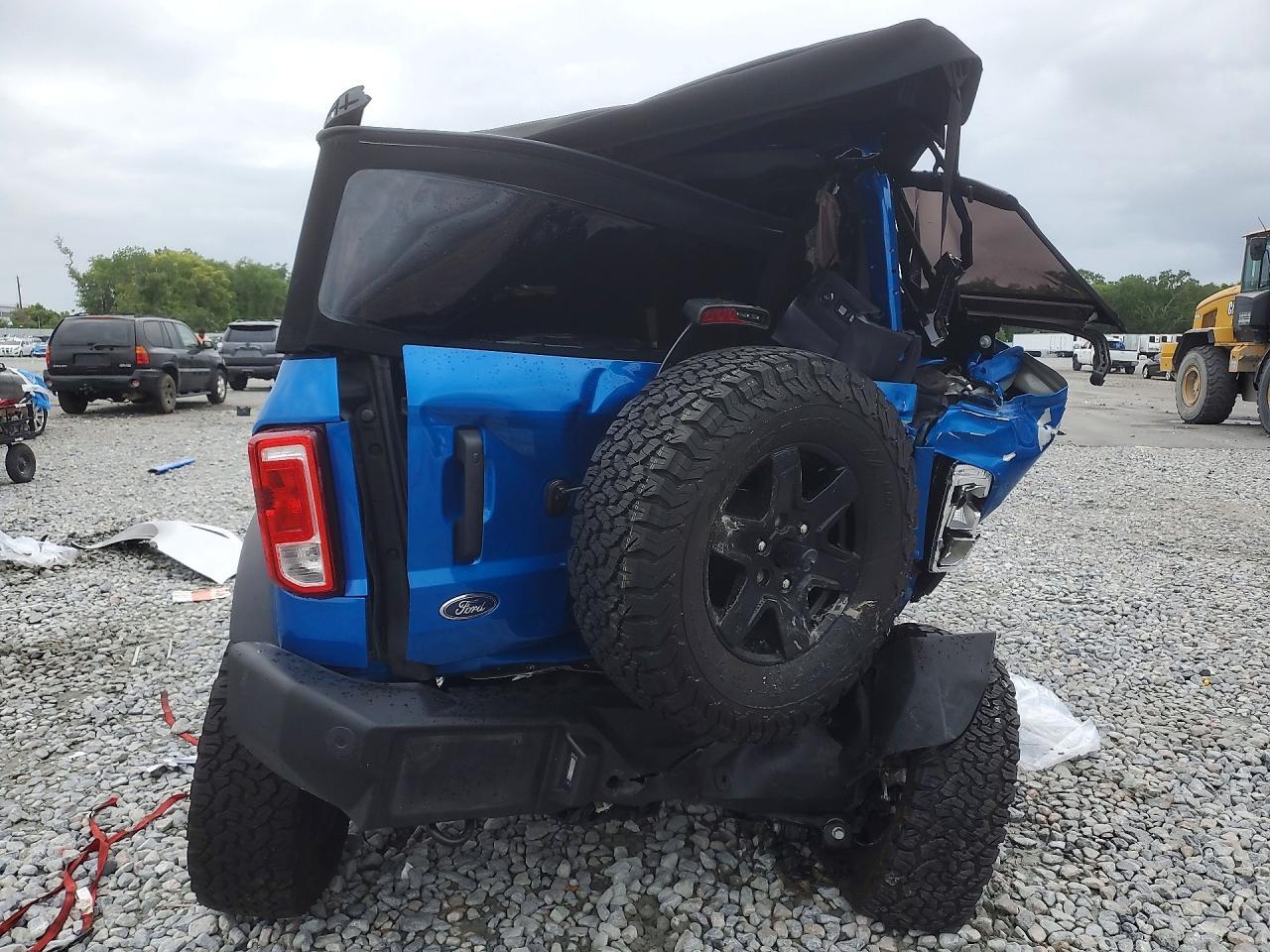 2023 FORD Bronco