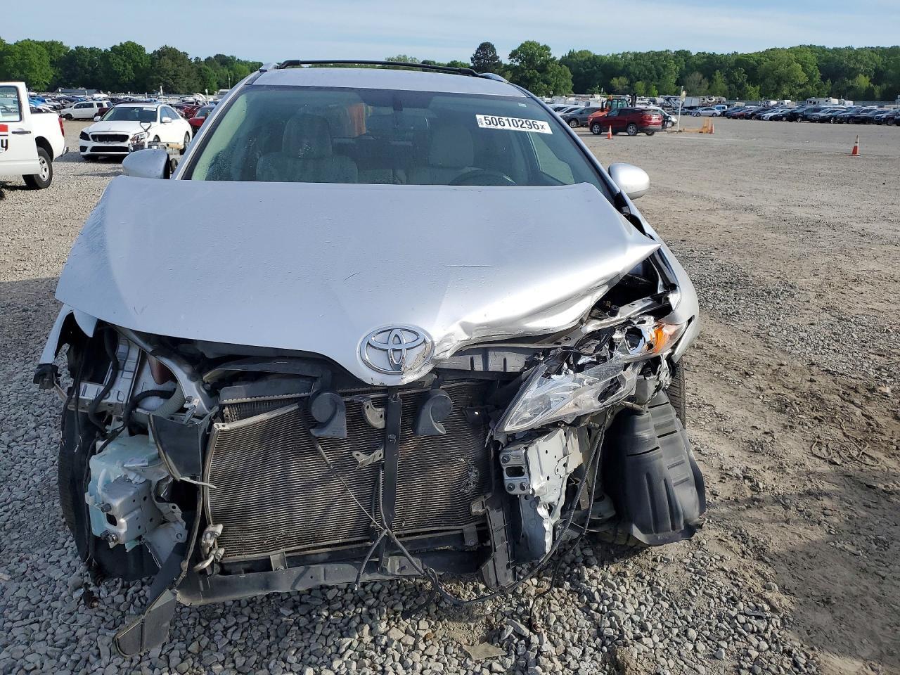2010 TOYOTA VENZA
