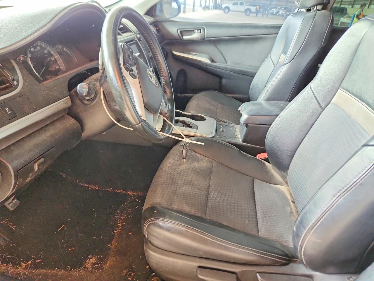 2014 TOYOTA CAMRY