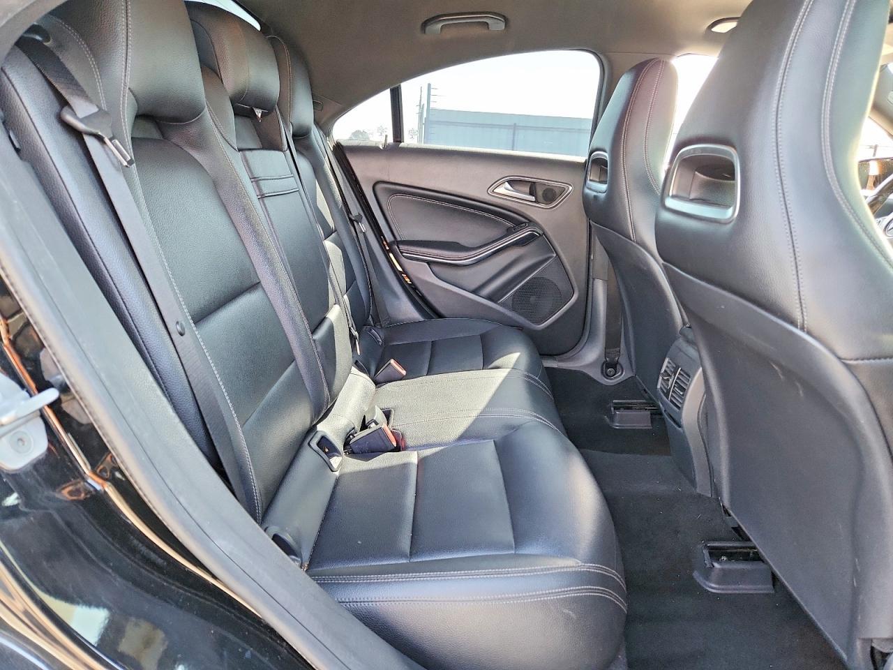 2016 MERCEDES-BENZ CLA-Class